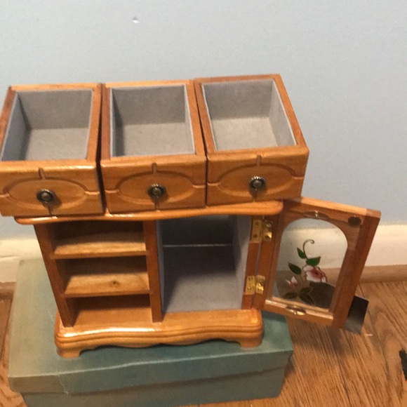 Wooden Jewelry Box - Picture 2 of 3